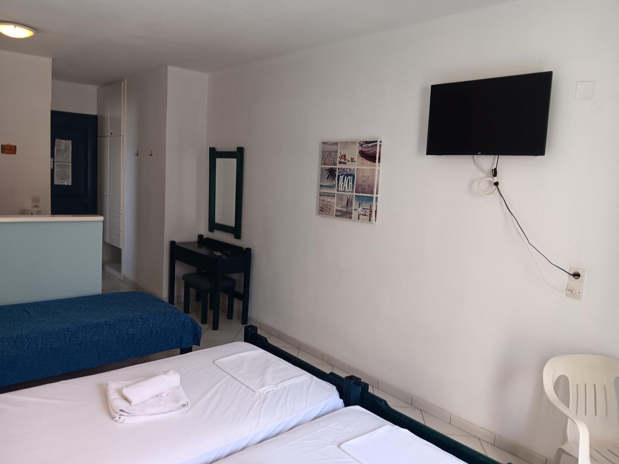 Studio In Agiapelagia For 3 Pers - Crete Agia Pelagia  Exterior photo